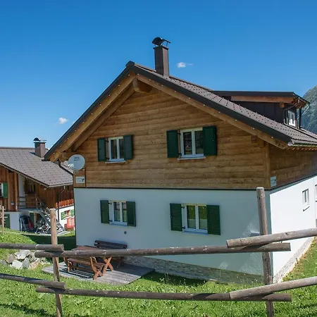 Tschofen Garfrescha Ferienhaus *